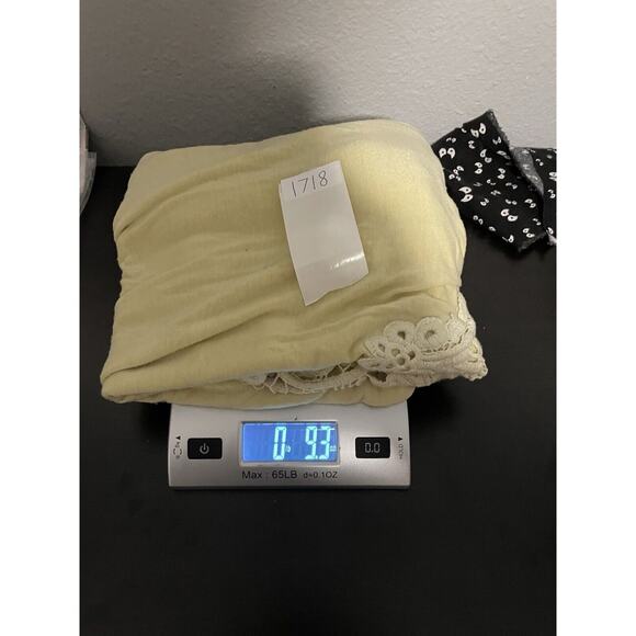 Catherines Womens Top 2X Yellow Abstract Rayon Rhinestone Semi Sheer FLAW READ - Picture 10 of 10